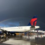 Delta plane with rainbow_0